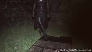 TheEnglishMansion - Cells - Night Pit Punishment