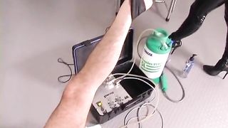 TheEnglishMansion - clinic - Under Pressure