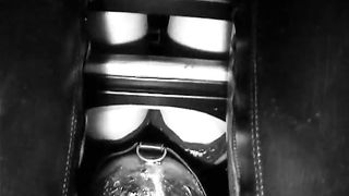 TheEnglishMansion - Dungeon - FloatingToy