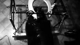 TheEnglishMansion - Dungeon - FloatingToy