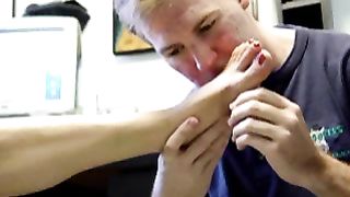 KissHerFoot - MOV02631xt