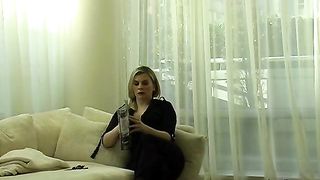 Goddess Elektra Skye - Foot Worship  - Facebusting