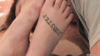 KissHerFoot - khf_v_pai1203164xt