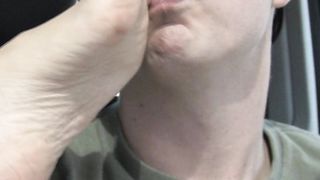 KissHerFoot - vid08050691xt