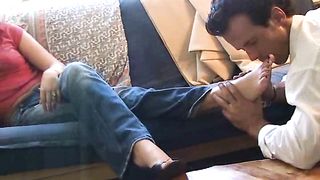 KissHerFoot - video07703_3xt