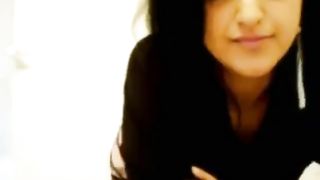 arab girl twerking with a fat ass