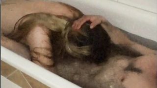 Geile Urlauberin aus Karlsruhe blaest mir einen unter Wasser