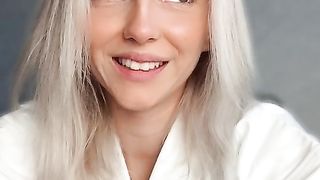 Blonde Girl Stream Kicks