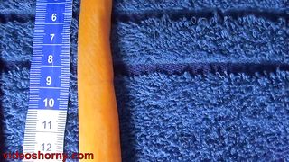 Playing to fuck cervix with big balls, carrot and dildo