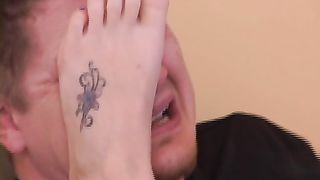 Chloe - helpless thief