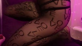 Mistress Sofi in Nylon Tights Full-Weight Facesitting while Reading a Book