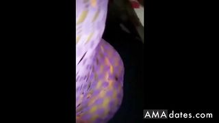 Antillaise chabine au gros cul se fait doigter et twerk 2