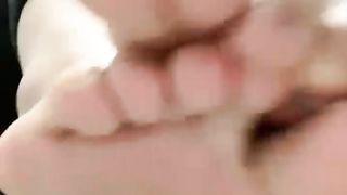 【媚娘女王】胯下视角蕾丝袜坐垫羞辱