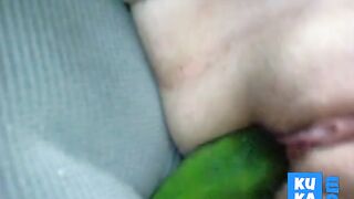Tuga Lena fucks with vegetable