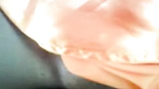 Anak Lelaki & Emak Dalam Kereta