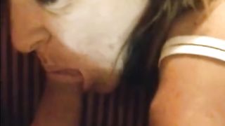 Girl plays with two same time 2