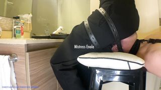 enola facesitting strap