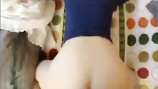 She Have an Orgasm in Doggystyle 2