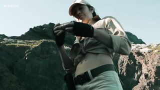 Skilled girl helen_ THE ONE: QUEST mixed ballbusting fight