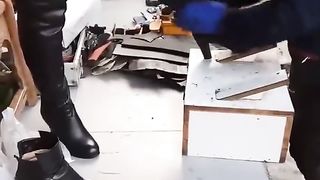 Boot cleaning street side