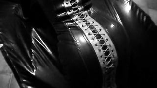 TheEnglishMansion - Dungeon - Sealed Rubber