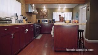 FemaleWorship - Nice Blue Eyes