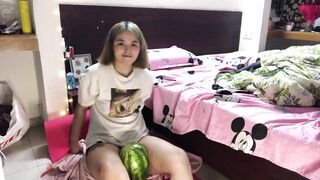 Watermelon scissor challenge 4