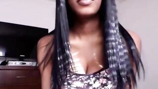 big tits girl play with her self