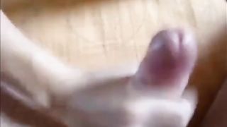 amiga batendo punheta no ale 3