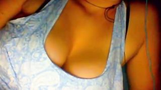 Sexy girl from Chile with great tits and lips 5