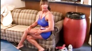 deandra is so aggressive with her muscles