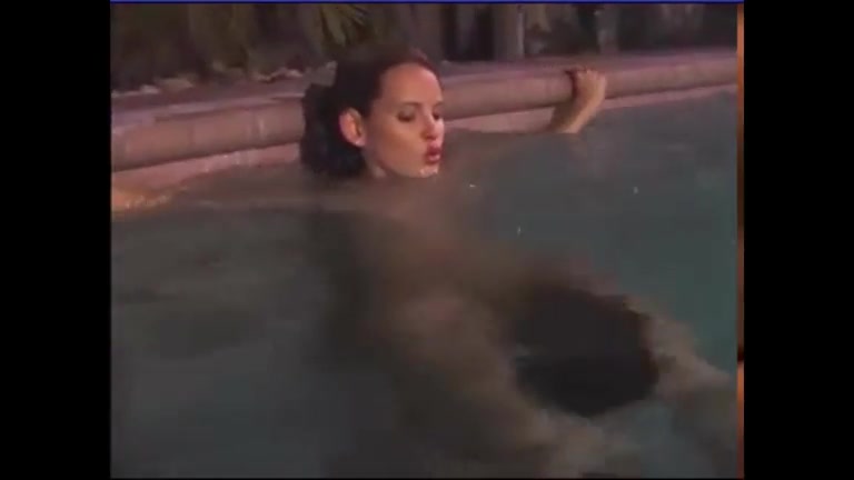 headscissorsin water