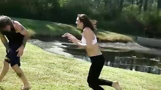 headscissor ko outdoors