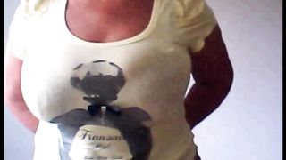 Sexy grandma fingering