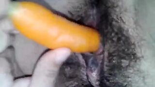 La tetas  se da por puta y por pobre