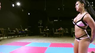 Zoe facesitting smoother