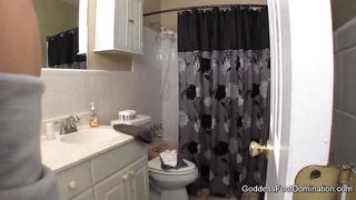 feet on demand - goddess daisy Sisters Perverted Husband (full)