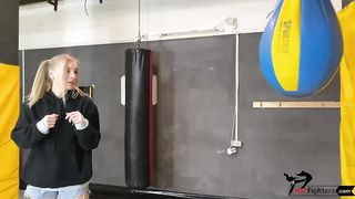 Valeria Mixed Action