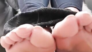 socks and sweaty feet after gym