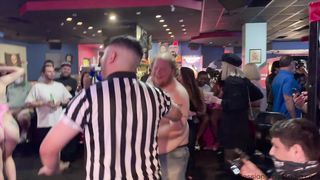 Dez wrestling in Octagon