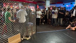 Dez wrestling in Octagon