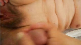 girl cums while showing pussy