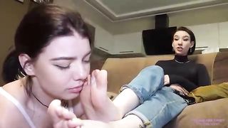 Licking Girls Feet-6