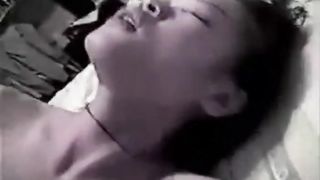 Young Chinese girl has sex