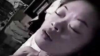 Young Chinese girl has sex