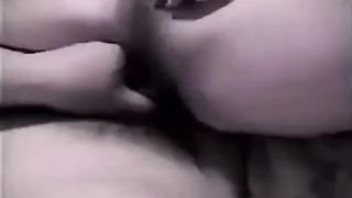 Young Chinese girl has sex