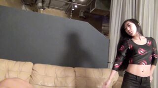 Asian ballbusting and Headscissors